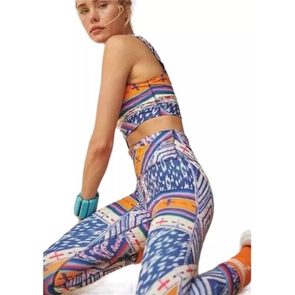 Free People Movement Ashford High Rise Lose Control Leggings in Ski Combo Size M - Picture 1 of 8
